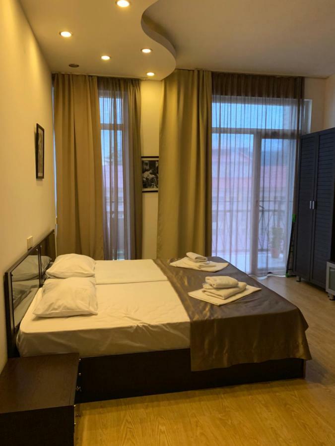 Hotel House Batumi Diana Esterno foto